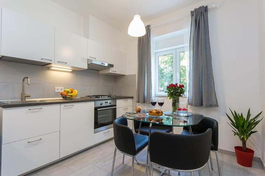 דוברובניק Apartments Luksic מראה חיצוני תמונה